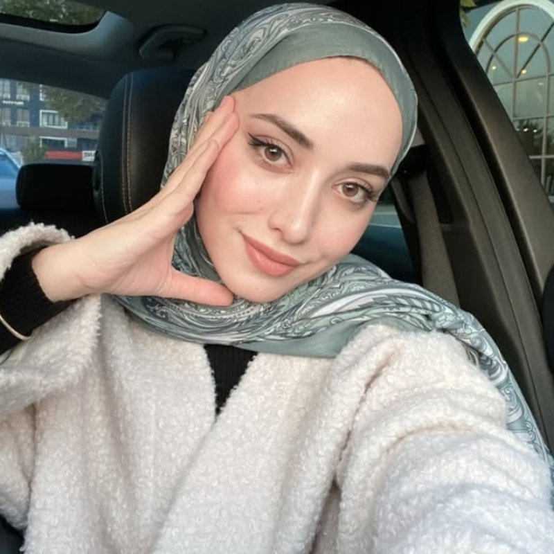 Muratpaşa Zeki Kadın Escort Melekhan